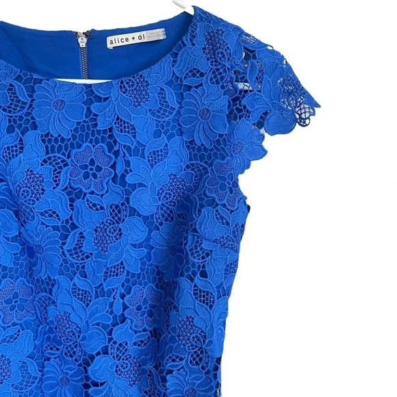 NEW Alice Olivia Clover Blue Guipure Lace Short Sleeved Mini Dress Size 2 - Picture 4 of 11